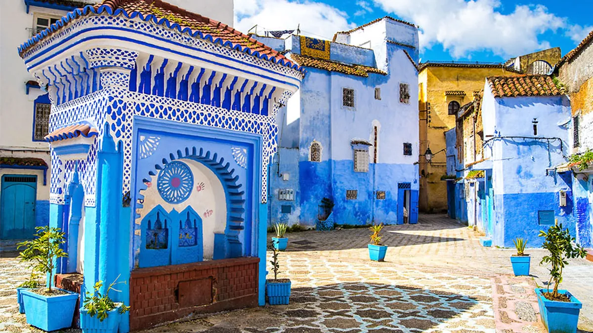 Chefchaouen by car from Marrakech or Fès: route and tips